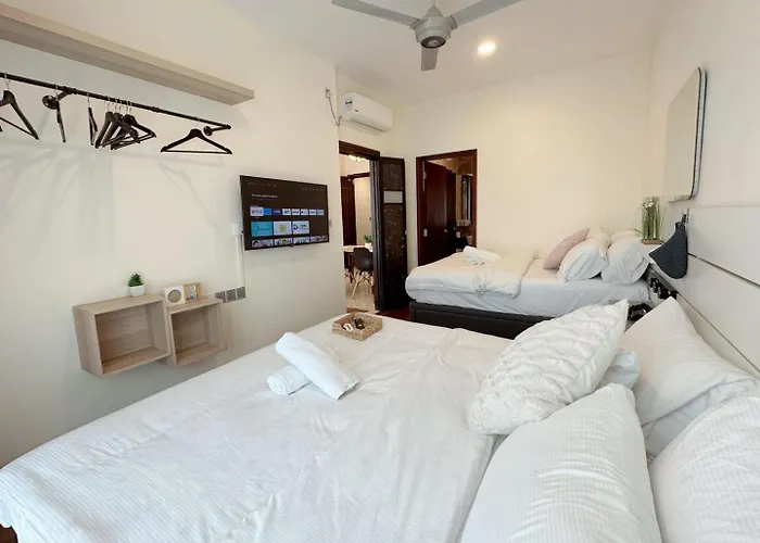 Paragon Suites Jacuzzi Suites Jchome By Mwm